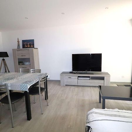 3 Pieces Climatise Avec Terrasse, Parking Prive, A 100M De La Plage, 7 Couchages - Fr-1-307-148 Le Grau-du-Roi Luaran gambar