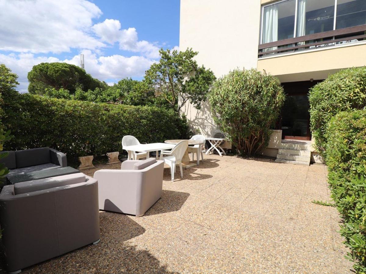 3 Pieces Climatise Avec Terrasse, Parking Prive, A 100M De La Plage, 7 Couchages - Fr-1-307-148 Le Grau-du-Roi Luaran gambar