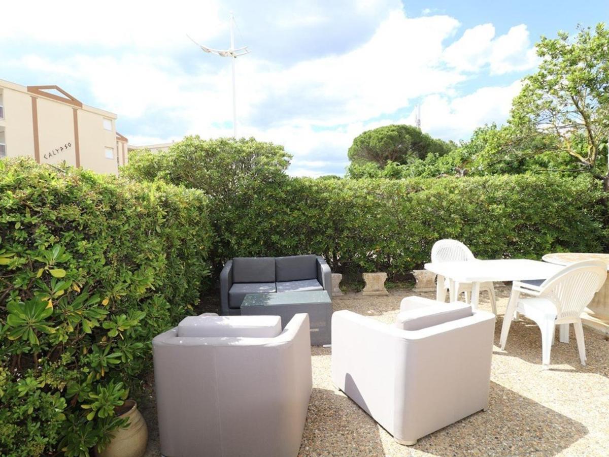 3 Pieces Climatise Avec Terrasse, Parking Prive, A 100M De La Plage, 7 Couchages - Fr-1-307-148 Le Grau-du-Roi Luaran gambar