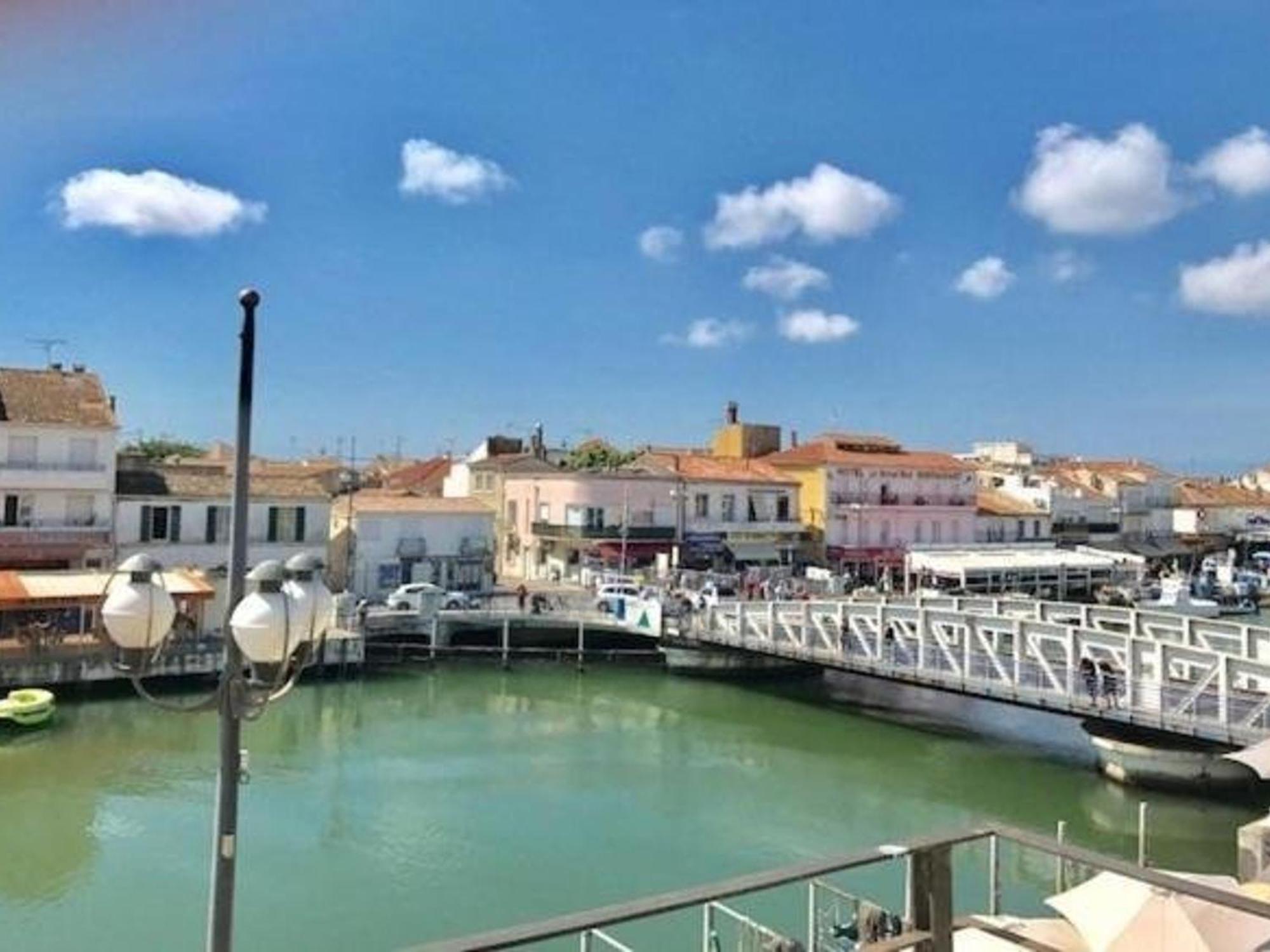 3 Pieces Climatise Avec Terrasse, Parking Prive, A 100M De La Plage, 7 Couchages - Fr-1-307-148 Le Grau-du-Roi Luaran gambar