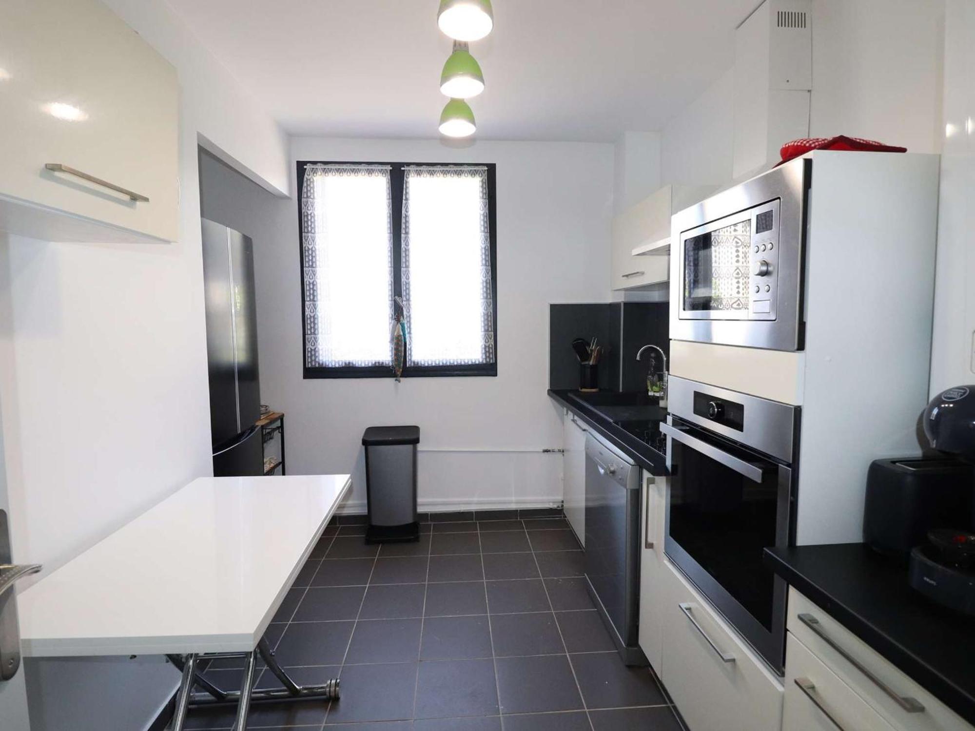3 Pieces Climatise Avec Terrasse, Parking Prive, A 100M De La Plage, 7 Couchages - Fr-1-307-148 Le Grau-du-Roi Luaran gambar
